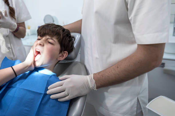 Best Emergency Tooth Extraction in Jackson, WI